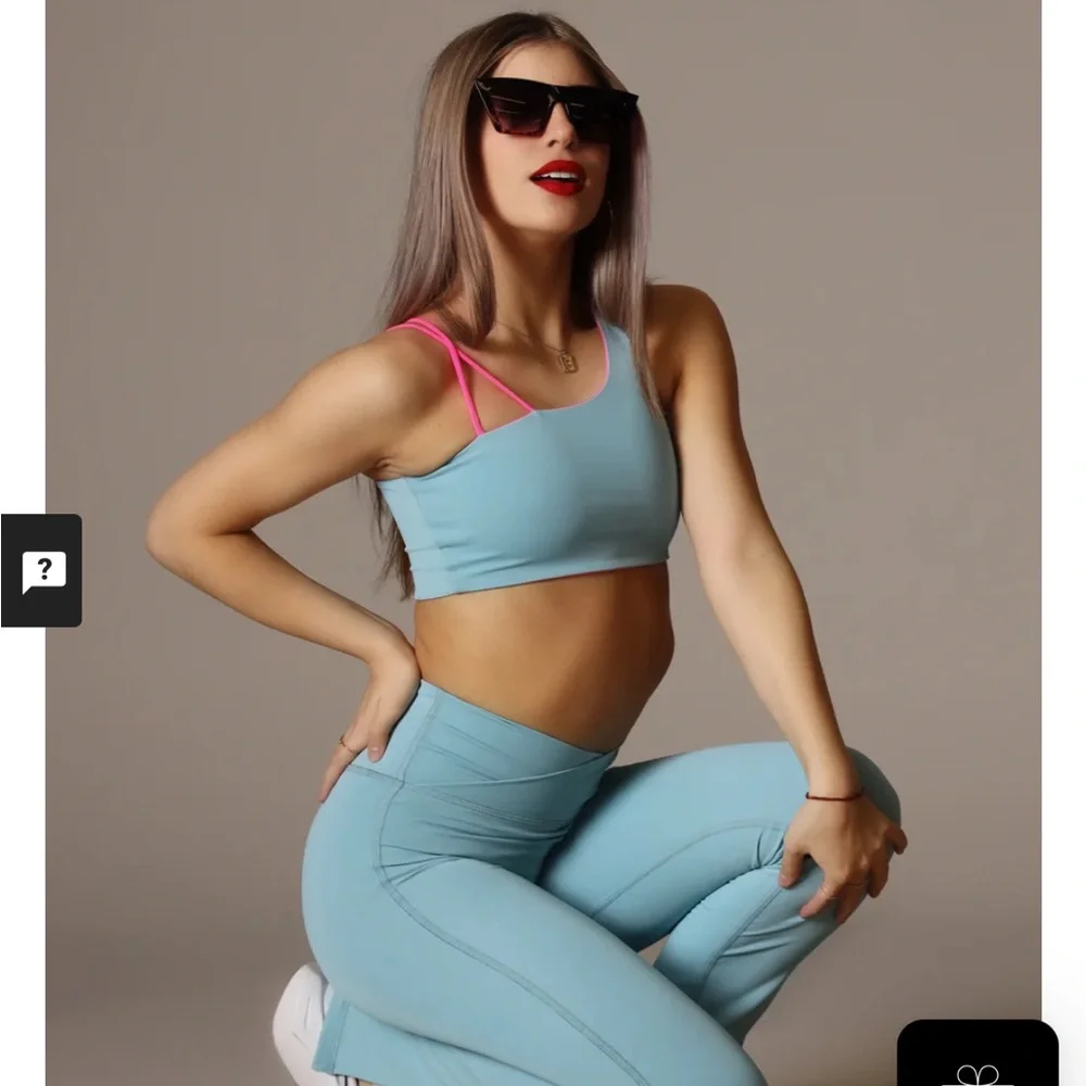 NWT Tiger Friday Dancewear May Reversible Crop Size CL Color Cotton Candy - Picture 12 of 12